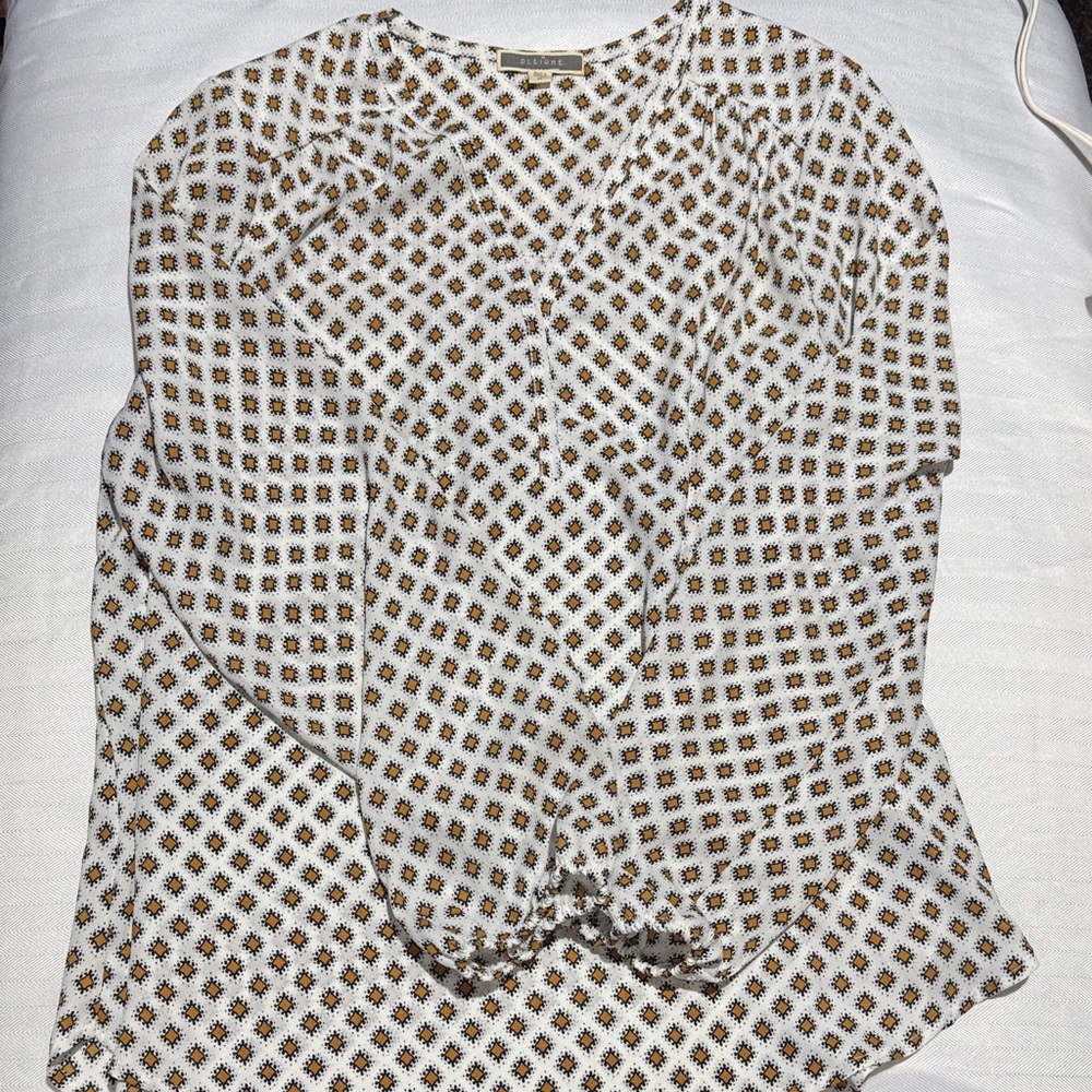 Pleione White Blouse with Brown Geometric Print